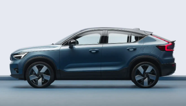 新車車內(nèi)有異味是怎么回事？新車需要除甲醛嗎？